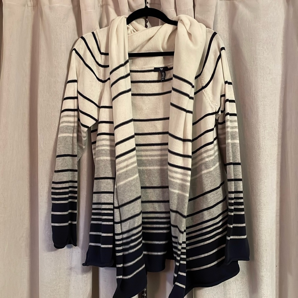 Gap striped cardigan. 100 % cotton size XXL.